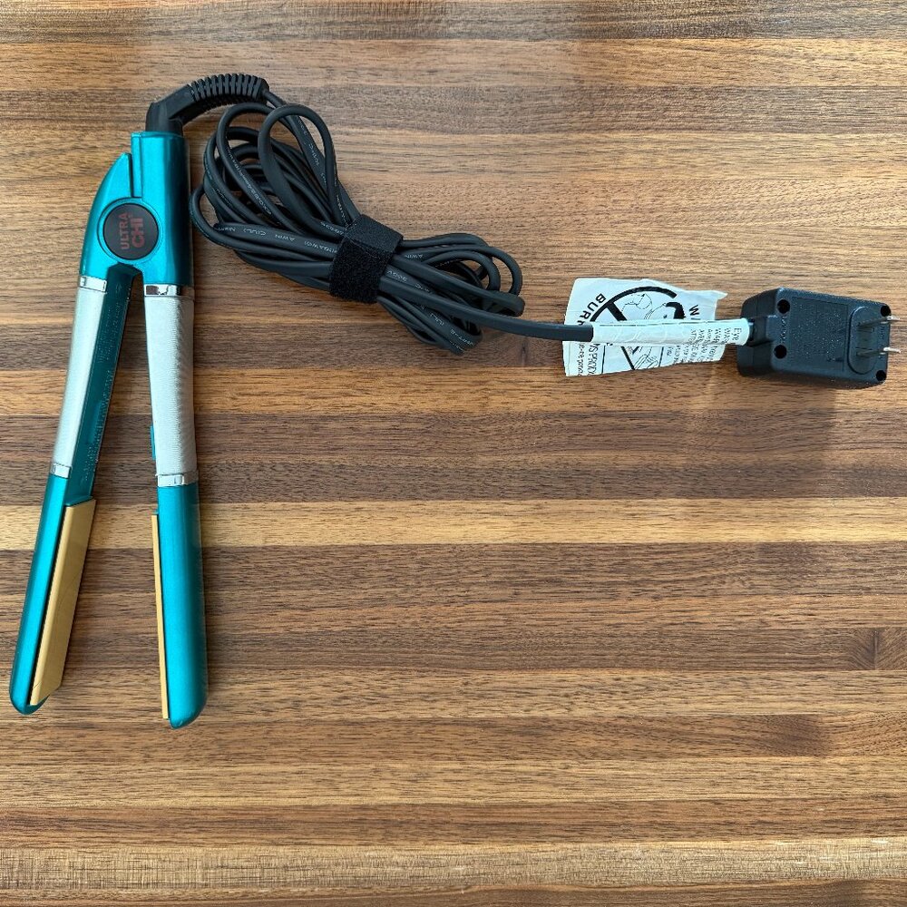 Ultra CHI 1" Flat Iron || Hair Straightener || Baggalini Travel Bag